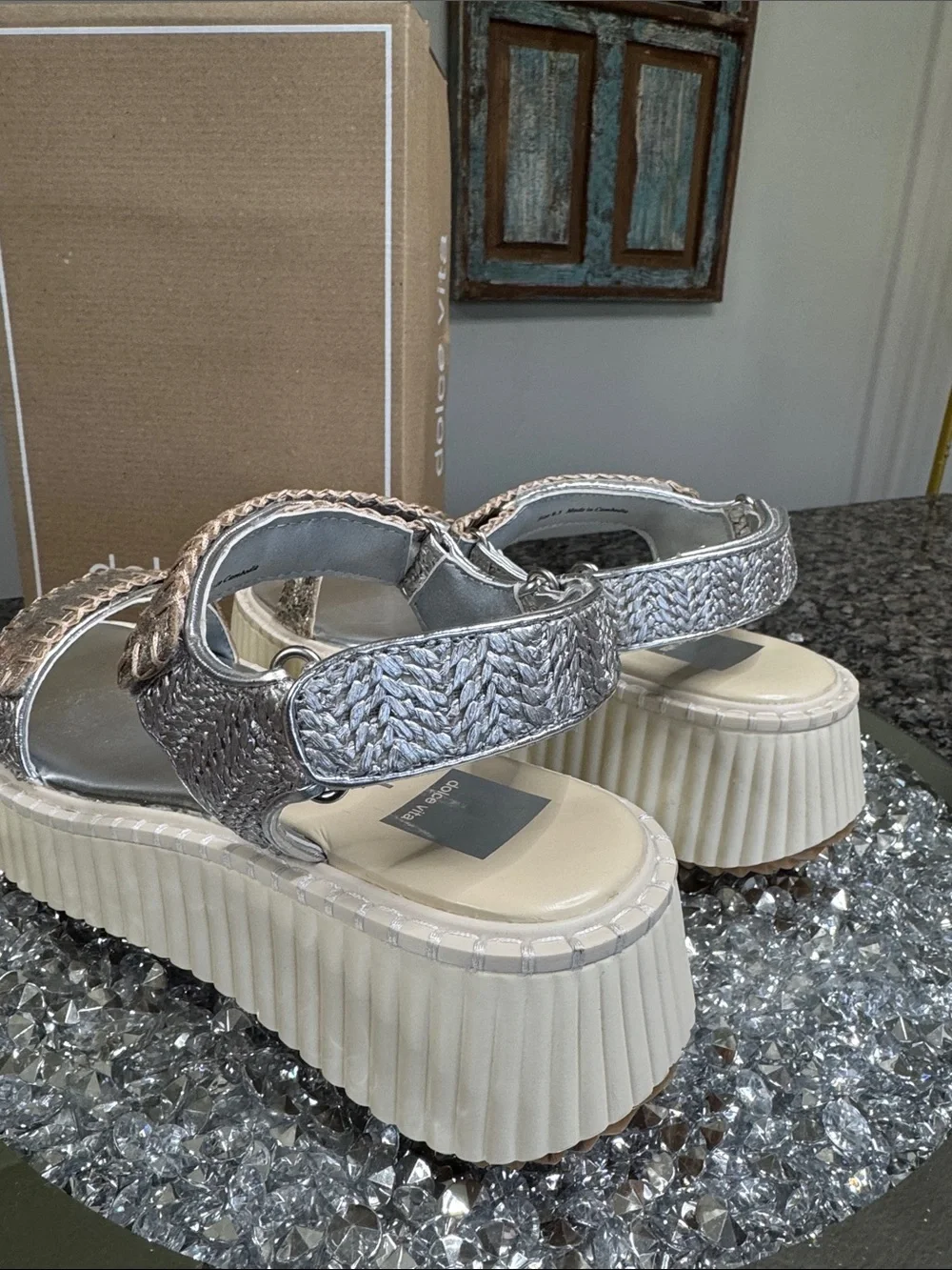 Dolce Vita Silver metallic leather Platform Sandals with Cream Sole NEW 8.5